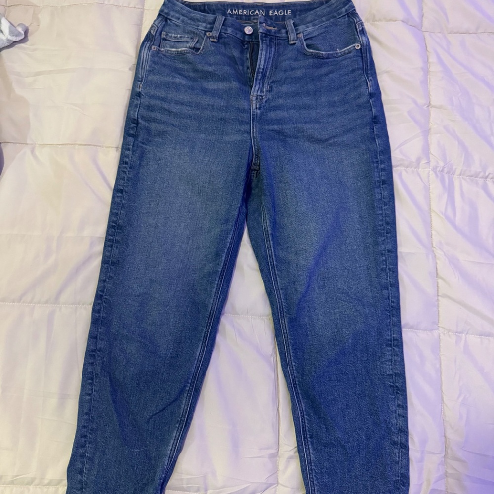 American Eagle Curvy mom jeans - Picture 3 of 6